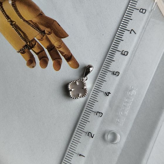 Серебряная подвеска с перламутром