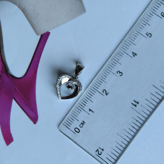 Серебряная подвеска с фианитами