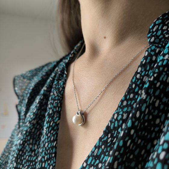 Серебряное колье с жемчугом