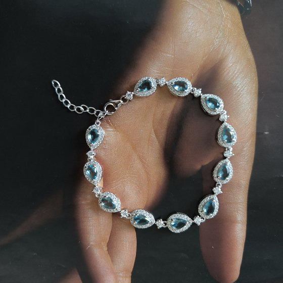 Серебряный браслет с топазом Лондон Блю 6.674ct