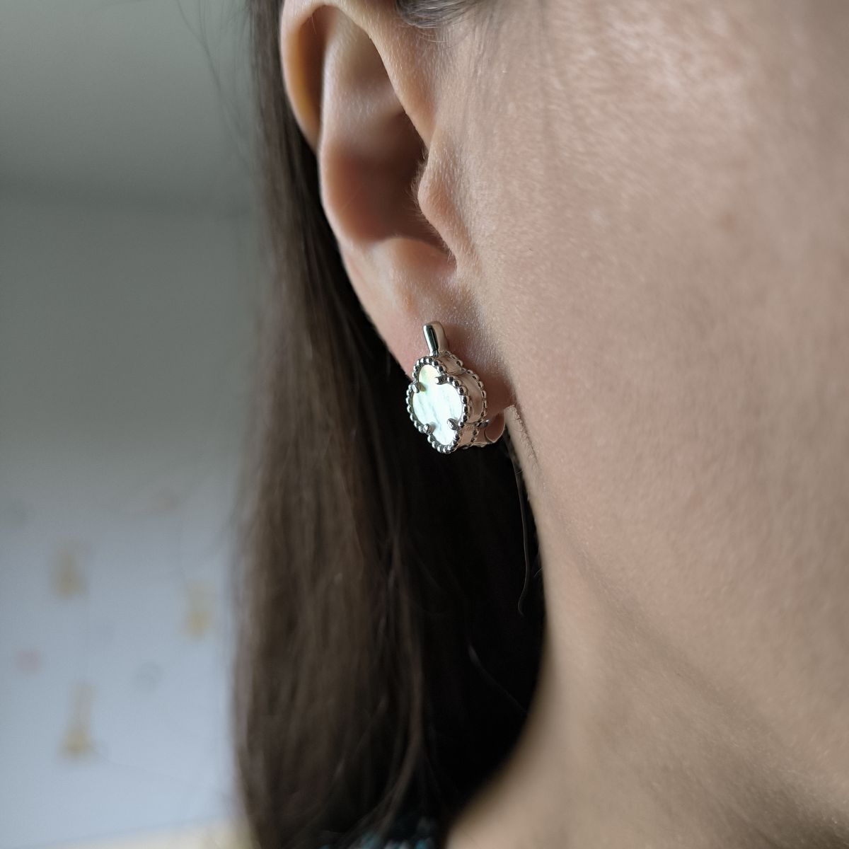 Серебряные серьги с перламутром