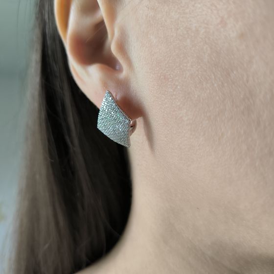 Серебряные серьги с фианитами