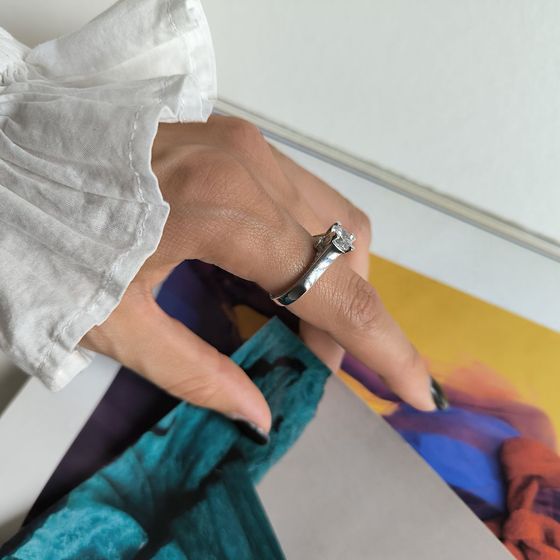 Серебряное кольцо с фианитами