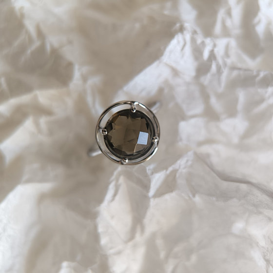 Серебряное кольцо с раухтопазом (дымчатым кварцем) 3.425ct