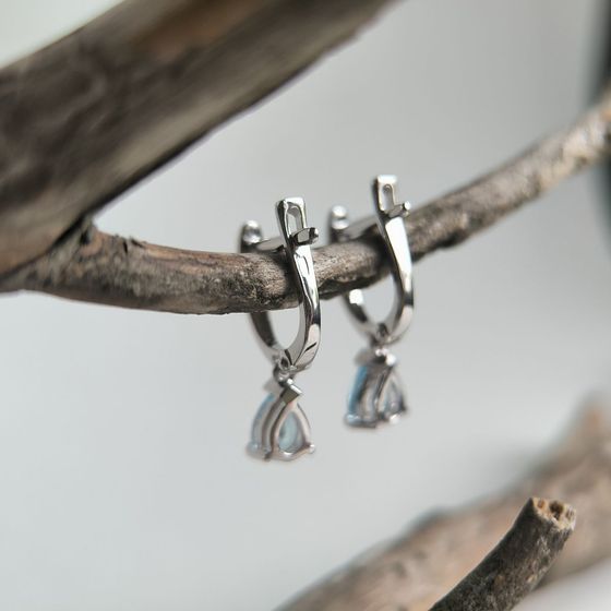 Серебряные серьги с топазом 1.693ct