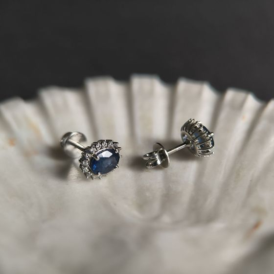 Серебряные серьги с сапфиром 2.342ct, фианитами