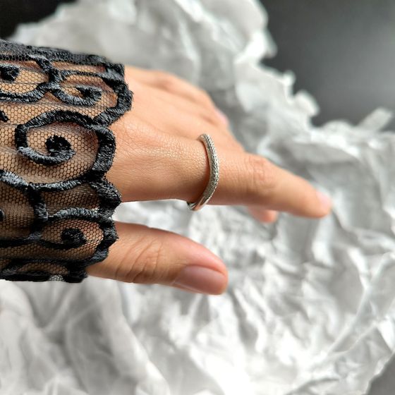 Серебряное кольцо с фианитами