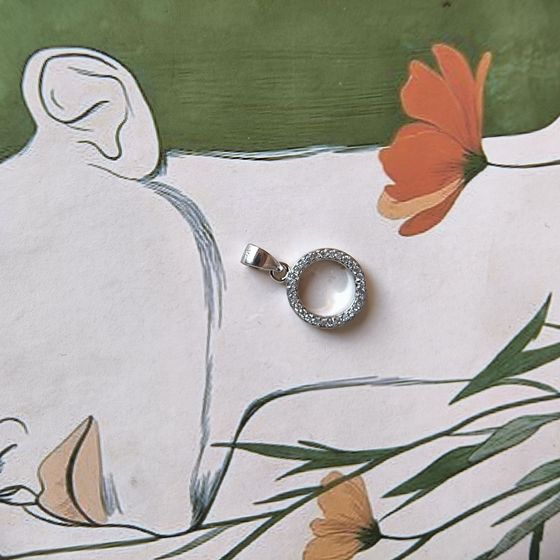 Серебряная подвеска с фианитами