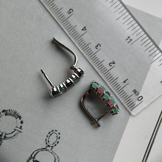 Серебряные серьги с сапфиром 4.05ct, изумрудом, рубином