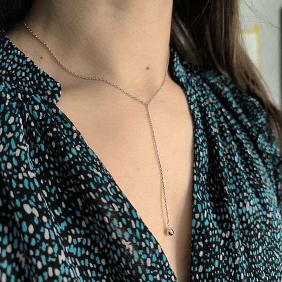 Серебряное колье без камней