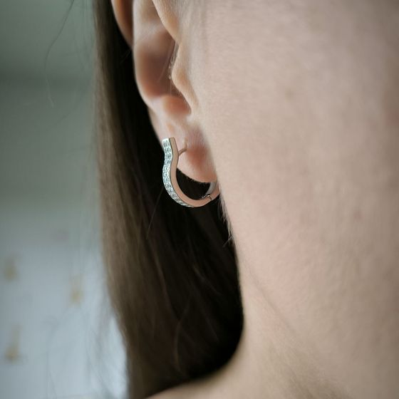 Серебряные серьги с фианитами Серебряные серьги с фианитами