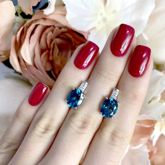 Серебряные серьги с топазом Лондон Блю 3.932ct