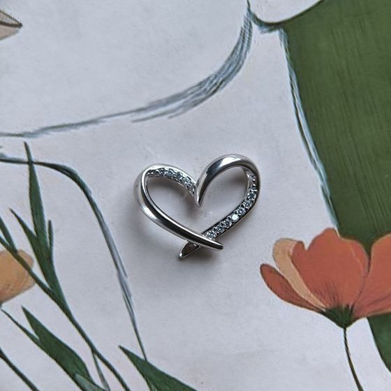 Серебряная подвеска с фианитами