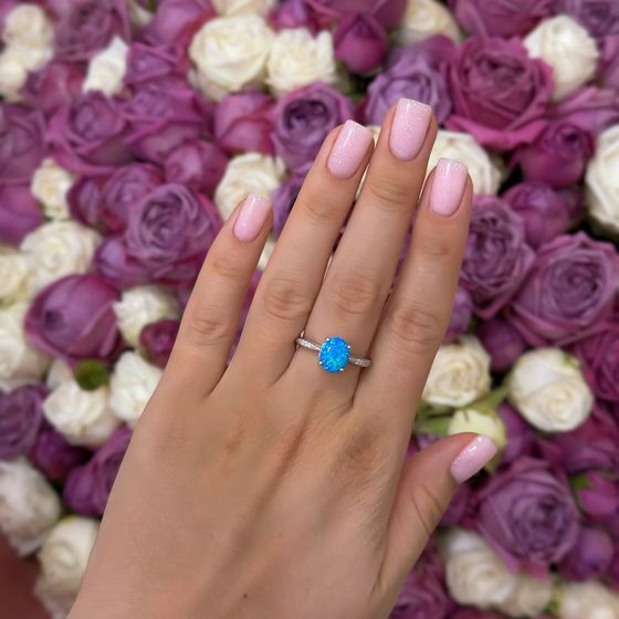 Серебряное кольцо с опалом 0.975ct, фианитами