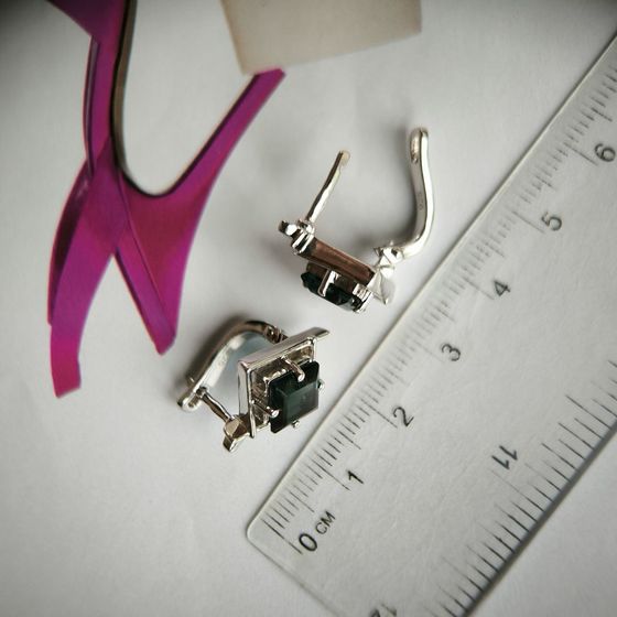 Серебряные серьги с топазом Лондон Блю 3.008ct