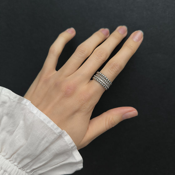 Серебряное кольцо с фианитами