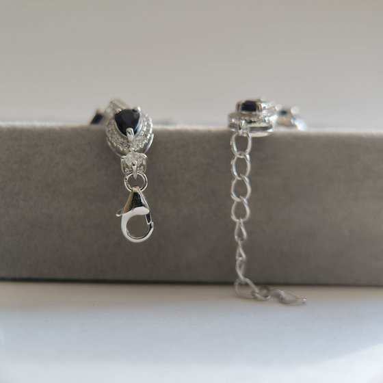 Серебряный браслет с сапфиром 8.982ct