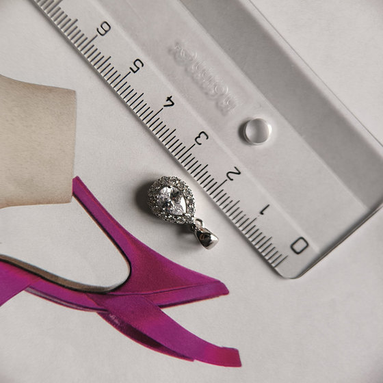 Серебряная подвеска с фианитами