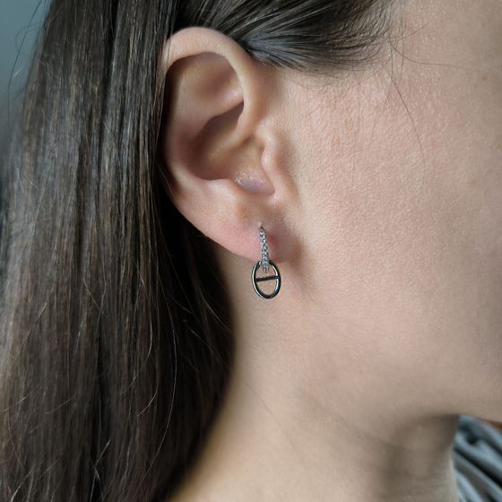 Серебряные серьги с фианитами