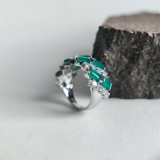 Серебряное кольцо с агатом 4.767ct