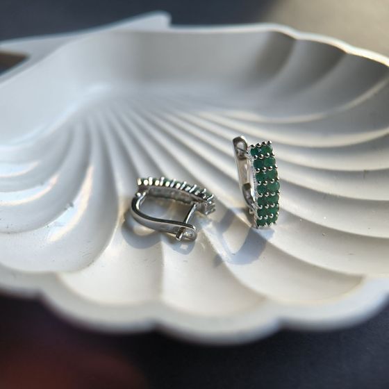 Серебряные серьги с изумрудом 1.263ct