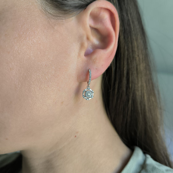 Серебряные серьги с фианитами