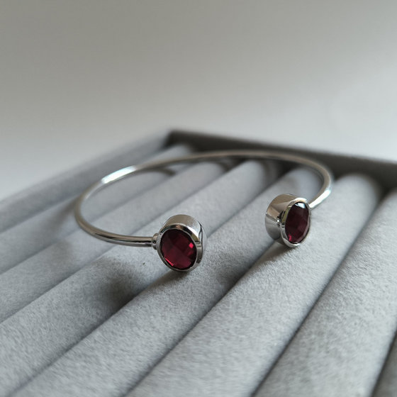 Серебряный браслет с гранатом nano 4.33ct