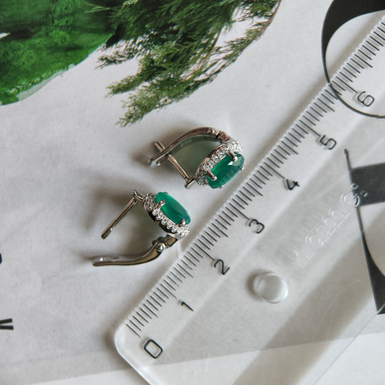 Серебряные серьги с агатом 2.745ct, фианитами