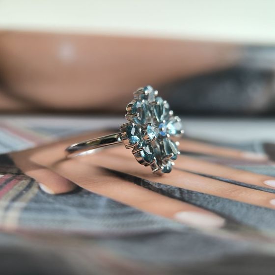 Серебряное кольцо с топазом Лондон Блю 3.013ct, топазом