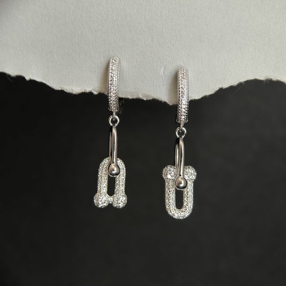 Серебряные серьги с фианитами