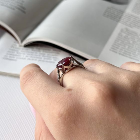 Серебряное кольцо с рубином 5.322ct