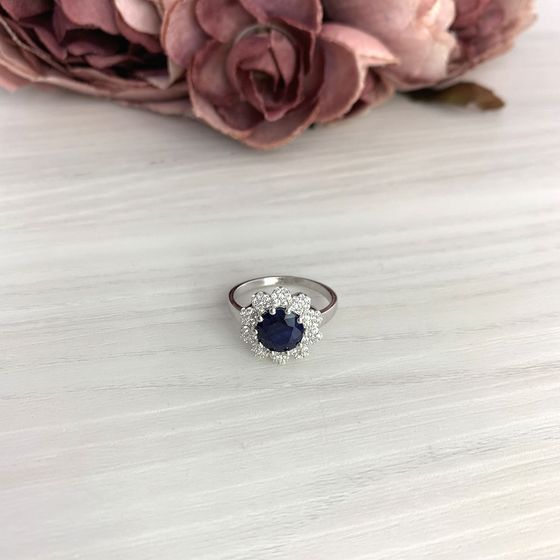 Серебряное кольцо с сапфиром 2.275ct