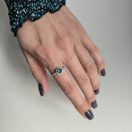 Серебряное кольцо с мистик топазом 0.75ct