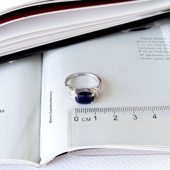 Серебряное кольцо с сапфиром 3.507ct
