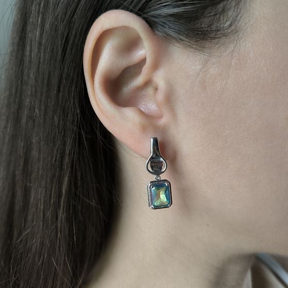 Серебряные серьги с мистик топазом 3.175ct