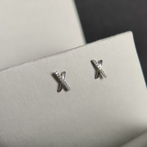 Серебряные серьги с фианитами