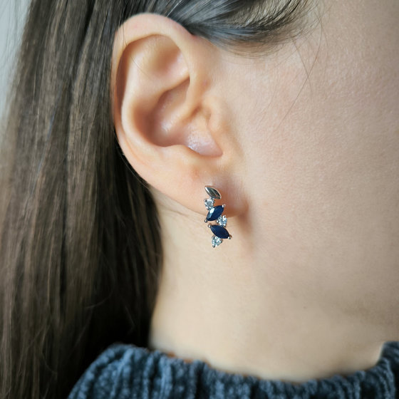 Серебряные серьги с сапфиром 2.15ct, фианитами