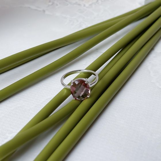 Серебряное кольцо с султанитом 4.525ct