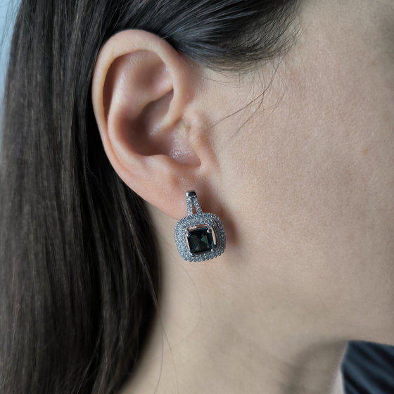 Серебряные серьги с топазом Лондон Блю 4.634ct, фианитами