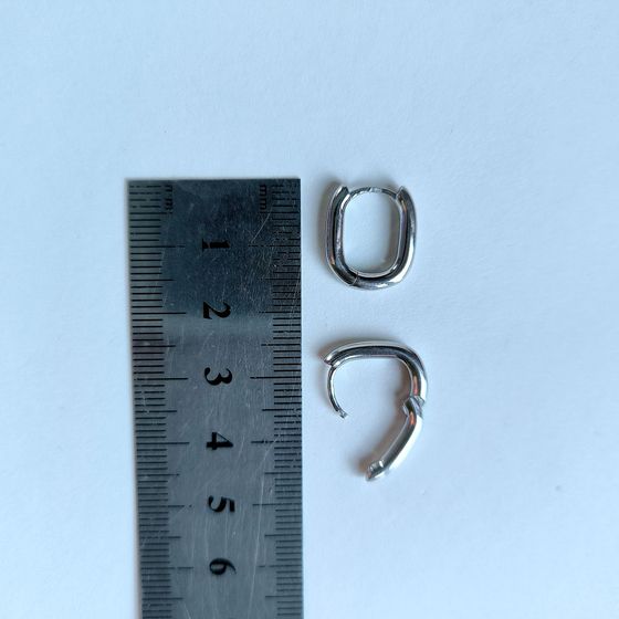 Серебряные серьги без камней Серебряные серьги без камней