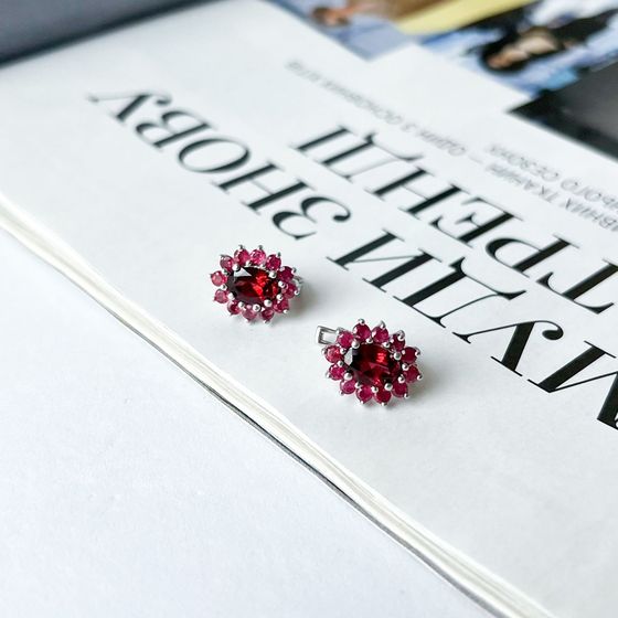 Серебряные серьги с гранатом 2.925ct