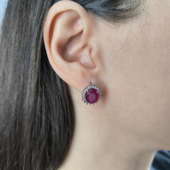 Серебряные серьги с рубином 7.87ct, фианитами