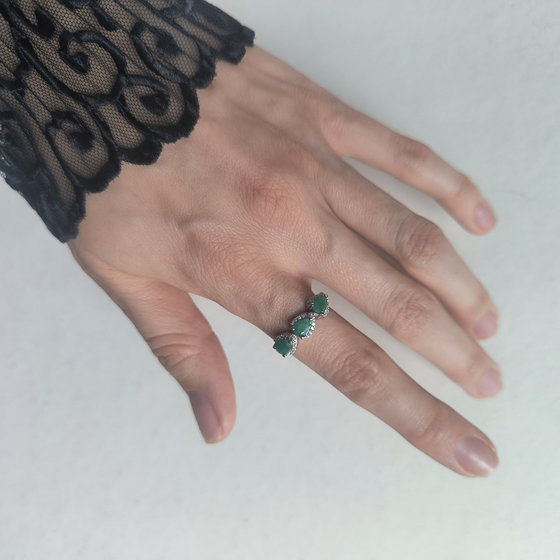 Серебряное кольцо с изумрудом 1.432ct