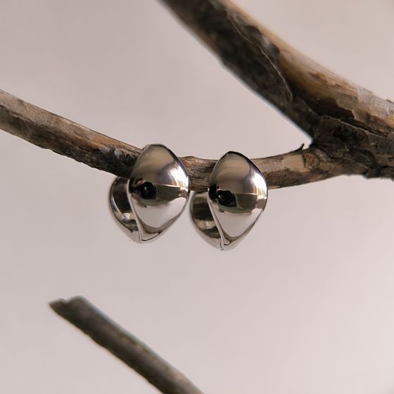 Серебряные серьги без камней Серебряные серьги без камней