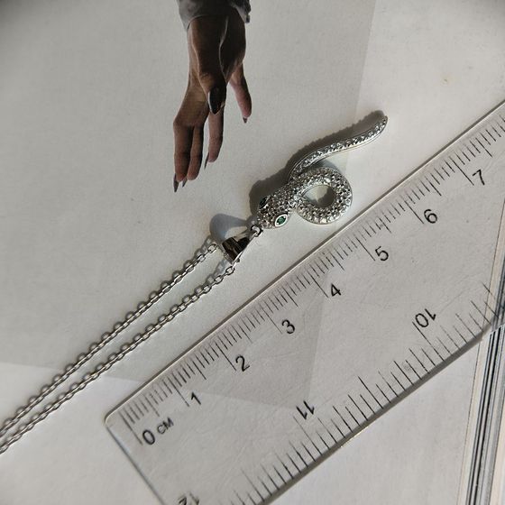 Серебряное колье с фианитами