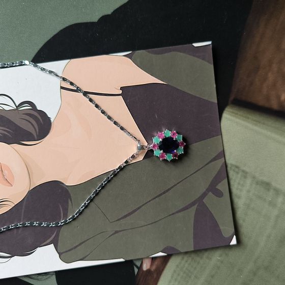 Серебряная подвеска с сапфиром 5.05ct, рубином, изумрудом