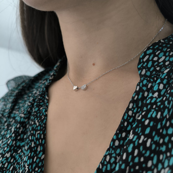 Серебряное колье с фианитами