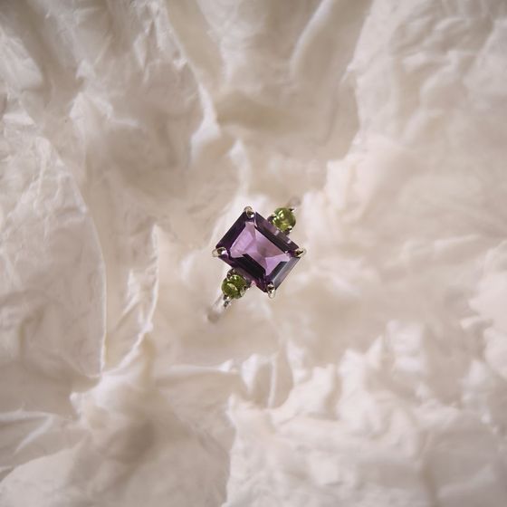 Серебряное кольцо с аметистом 2.558ct,