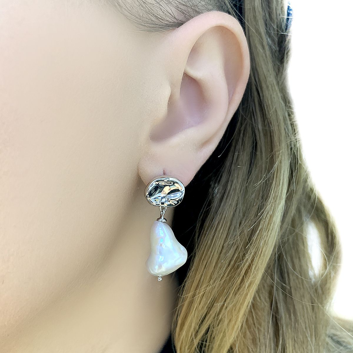 Серебряные серьги с жемчугом барочным 51.555ct