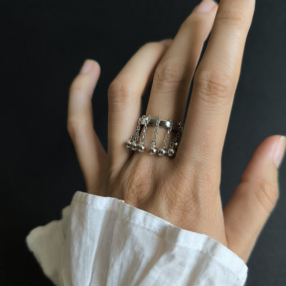 Серебряное кольцо без камней
